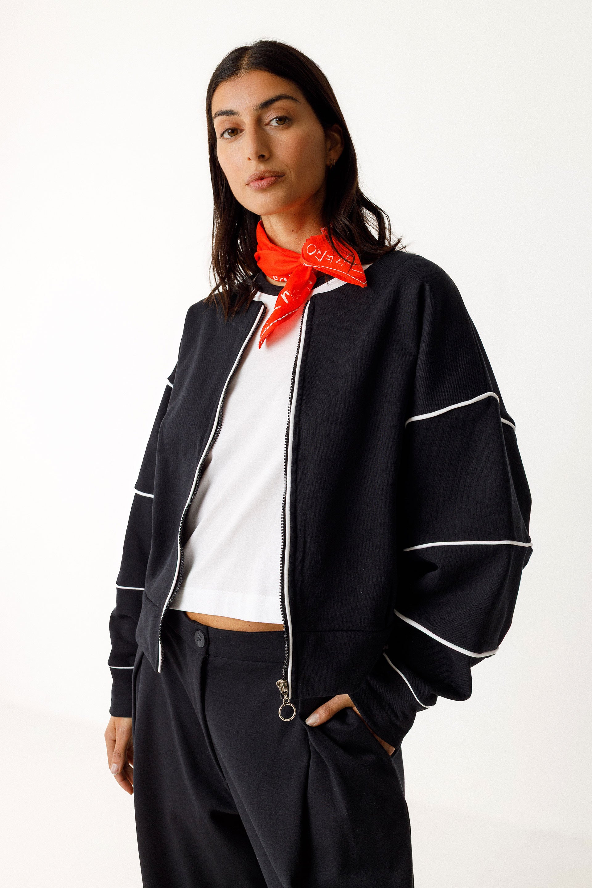 Hizkiak Gots Scarf in Orange