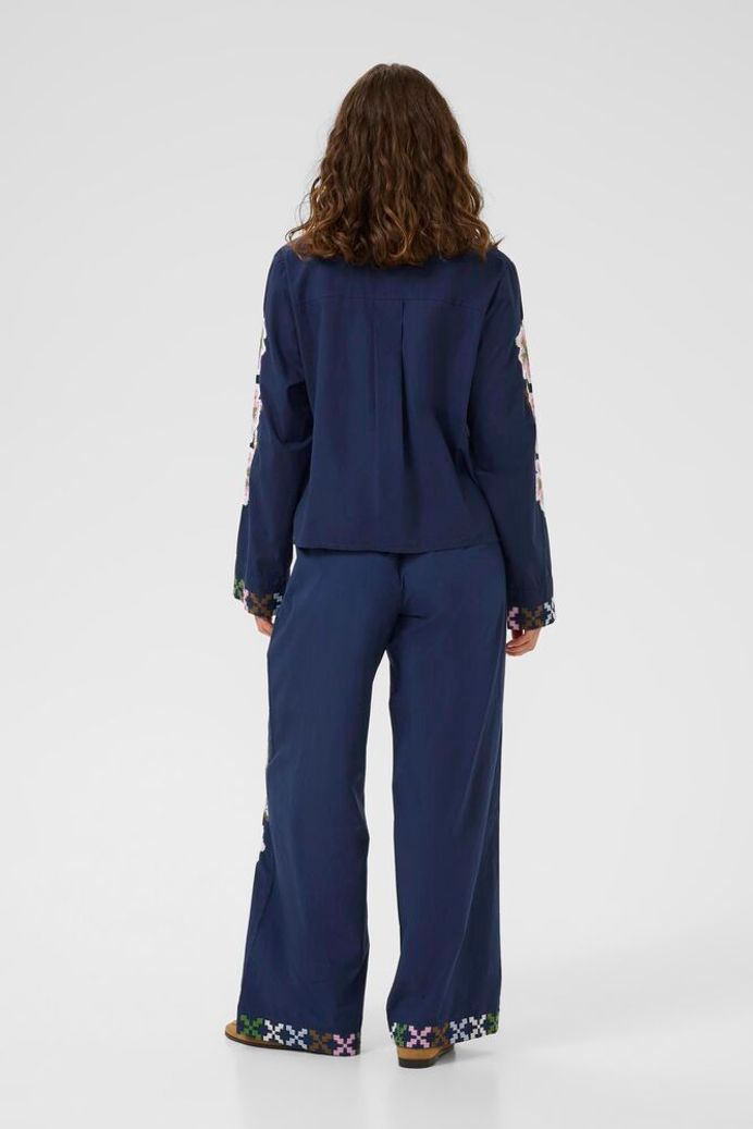 Breezy Shirt in Dress Blues