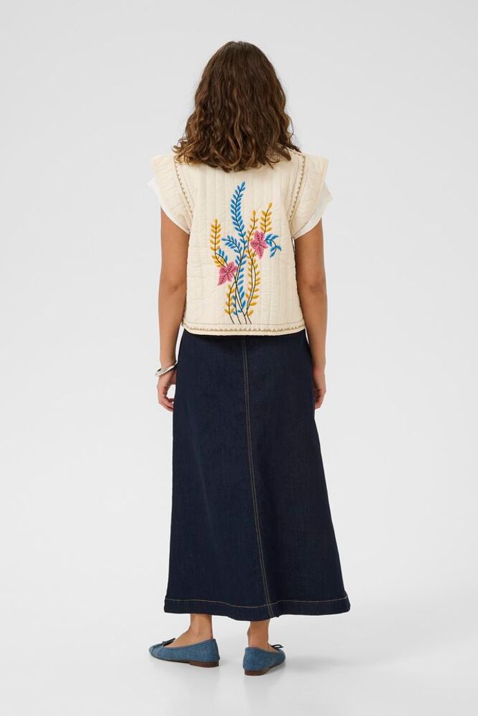 Berglind Embroidered Waistcoat in Whitecap
