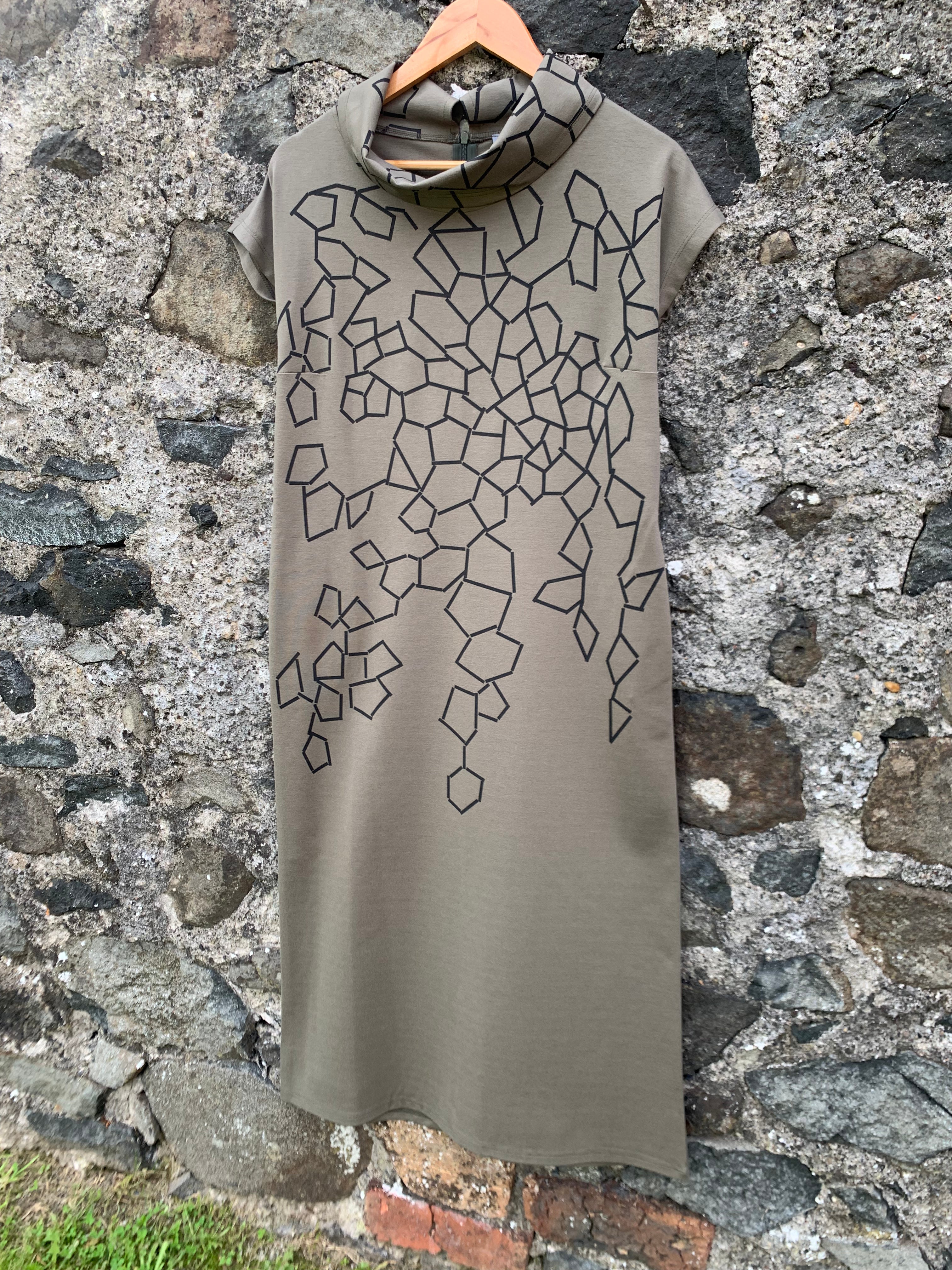 Geometric Print High Neck Dress in Black and Khaki