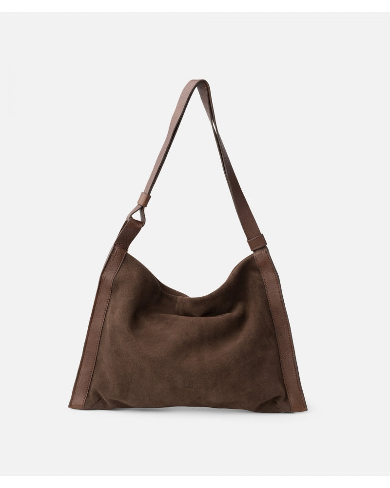 Beaver Shoulder Bag in Dark Brown