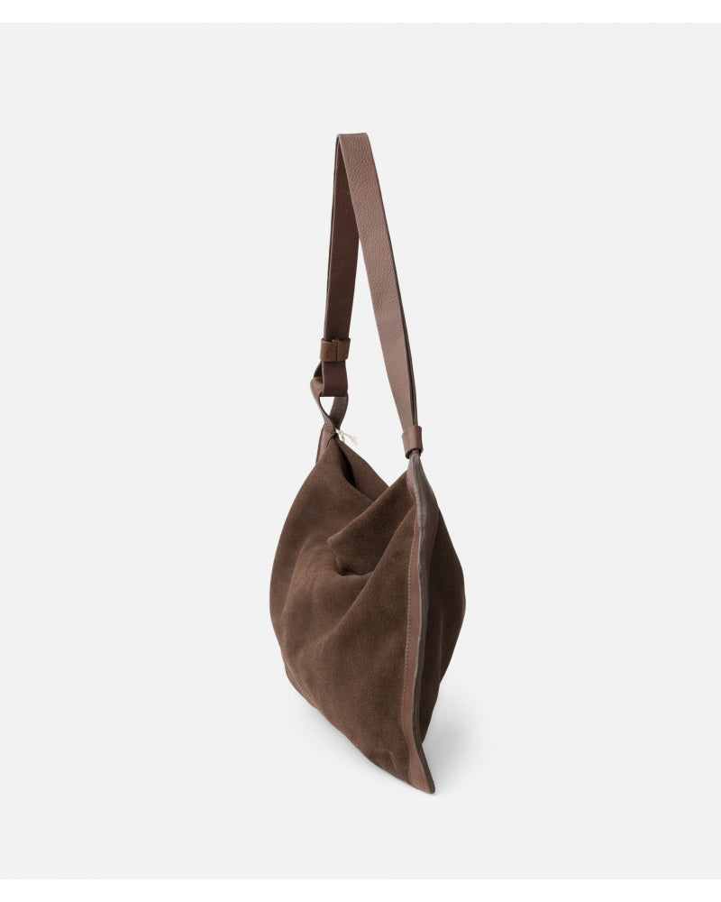 Beaver Shoulder Bag in Dark Brown