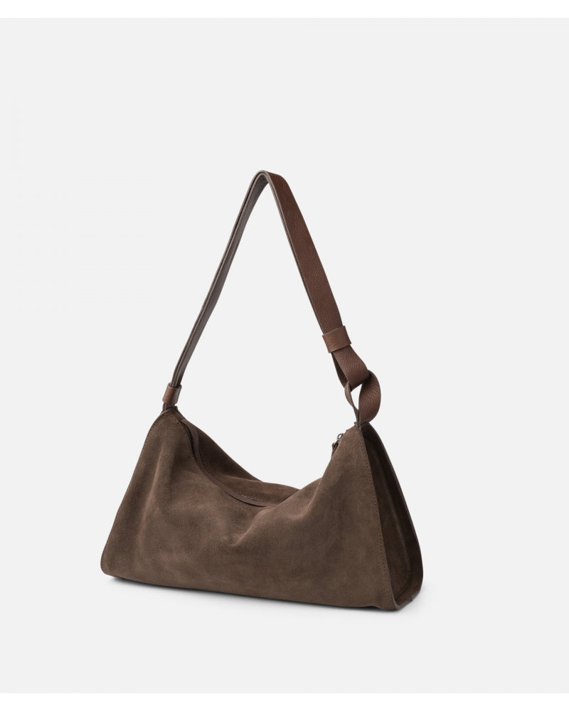 Beaver Shoulder Bag in Dark Brown