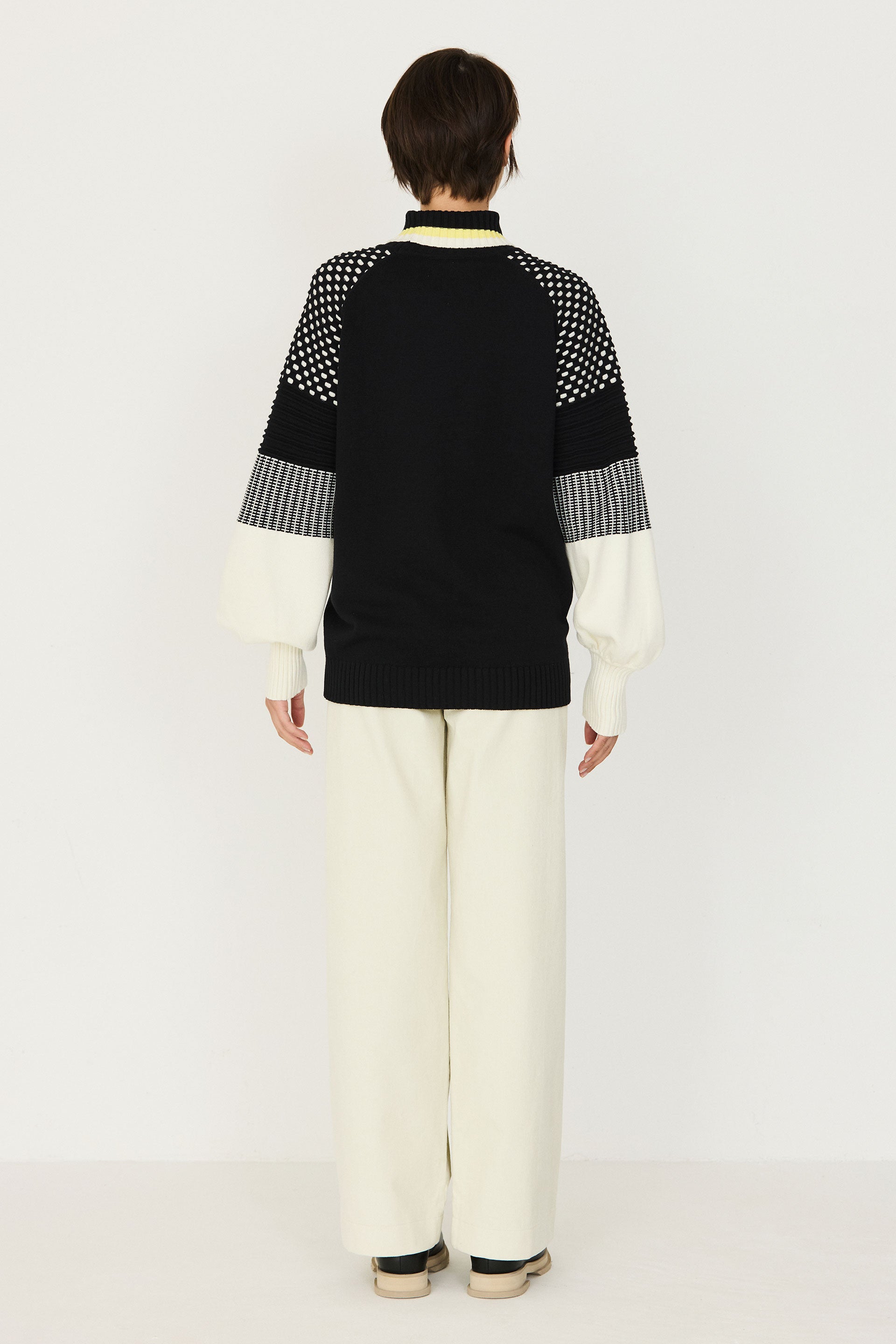 Leiane-Gots Sweater in Black