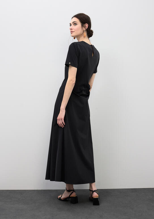 Short Sleeved Elastic Midi Dress in Black