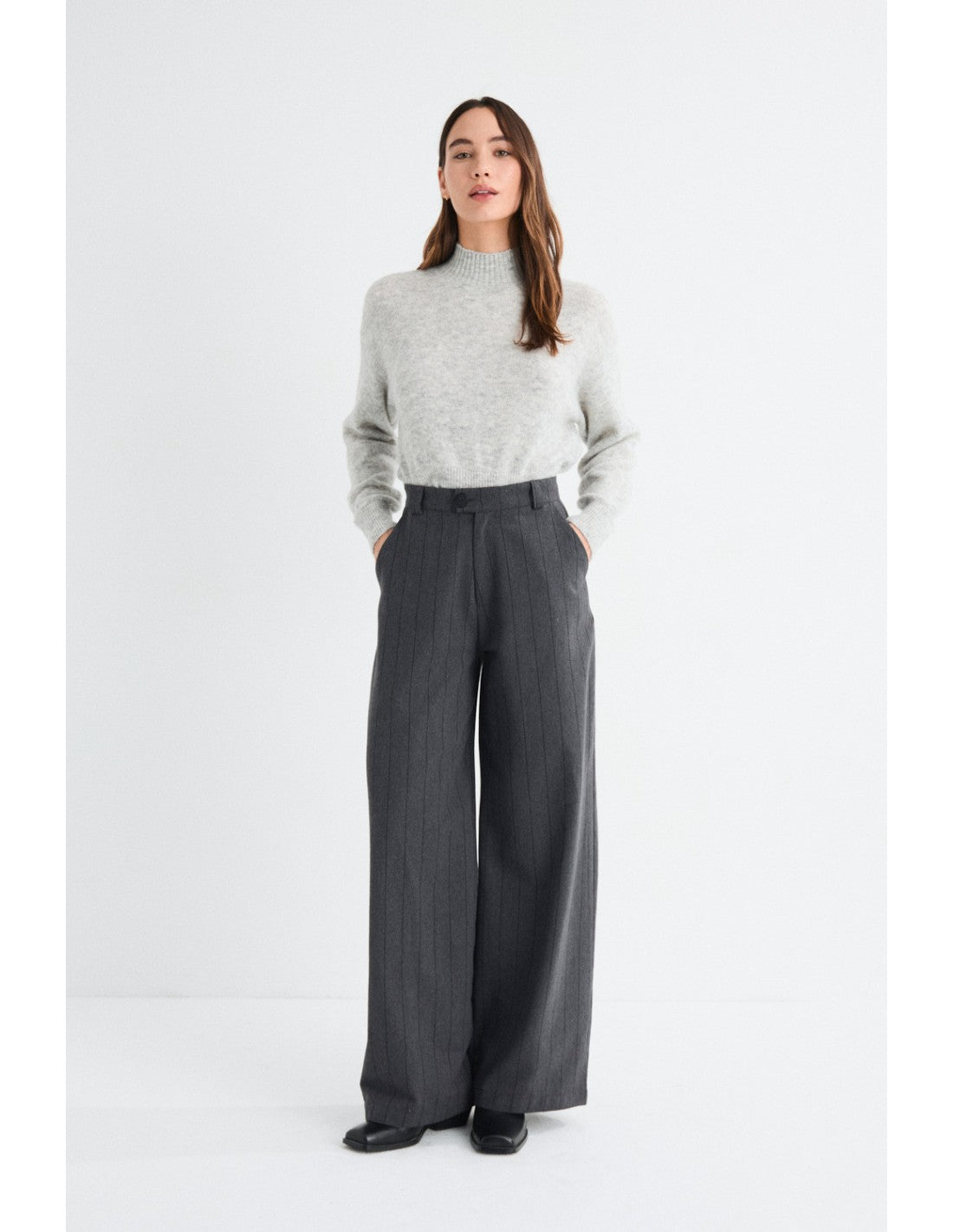 Lua Pullover in Grey