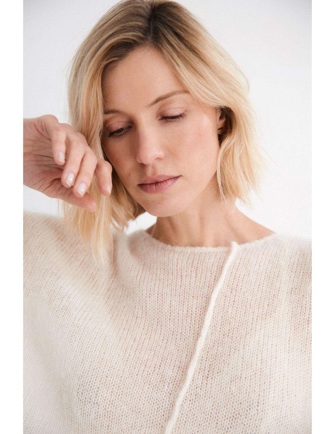 Lumen Round Neck Pullover in Ecru