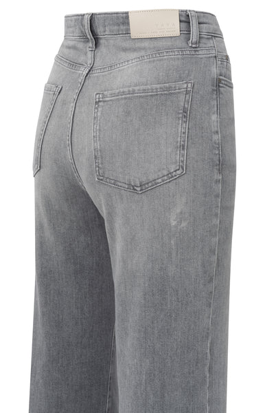 Wide Leg Jeans in Medium Grey Denim