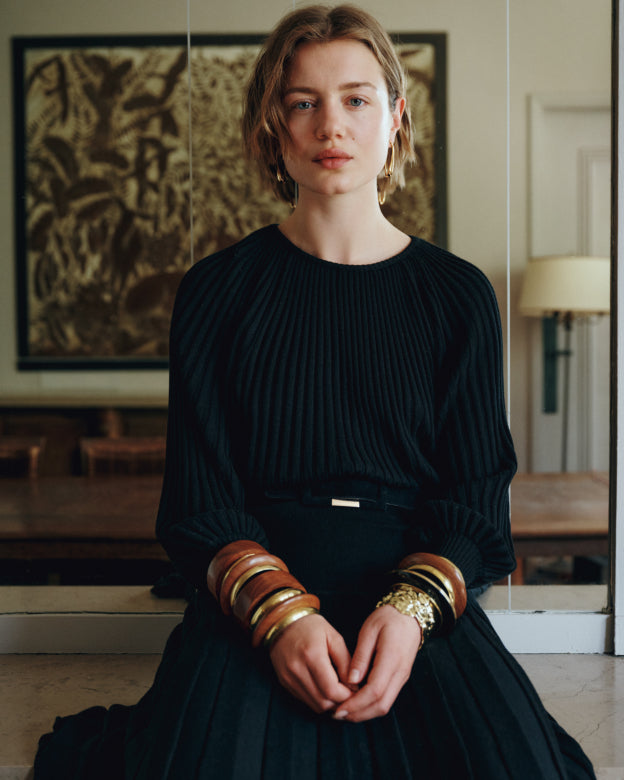 Gela Pleated Knit Jumper in BLACK