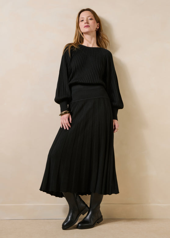 Gela Pleated Knit Jumper in BLACK
