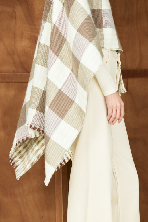 Megumi Wrap in Off White/Beige