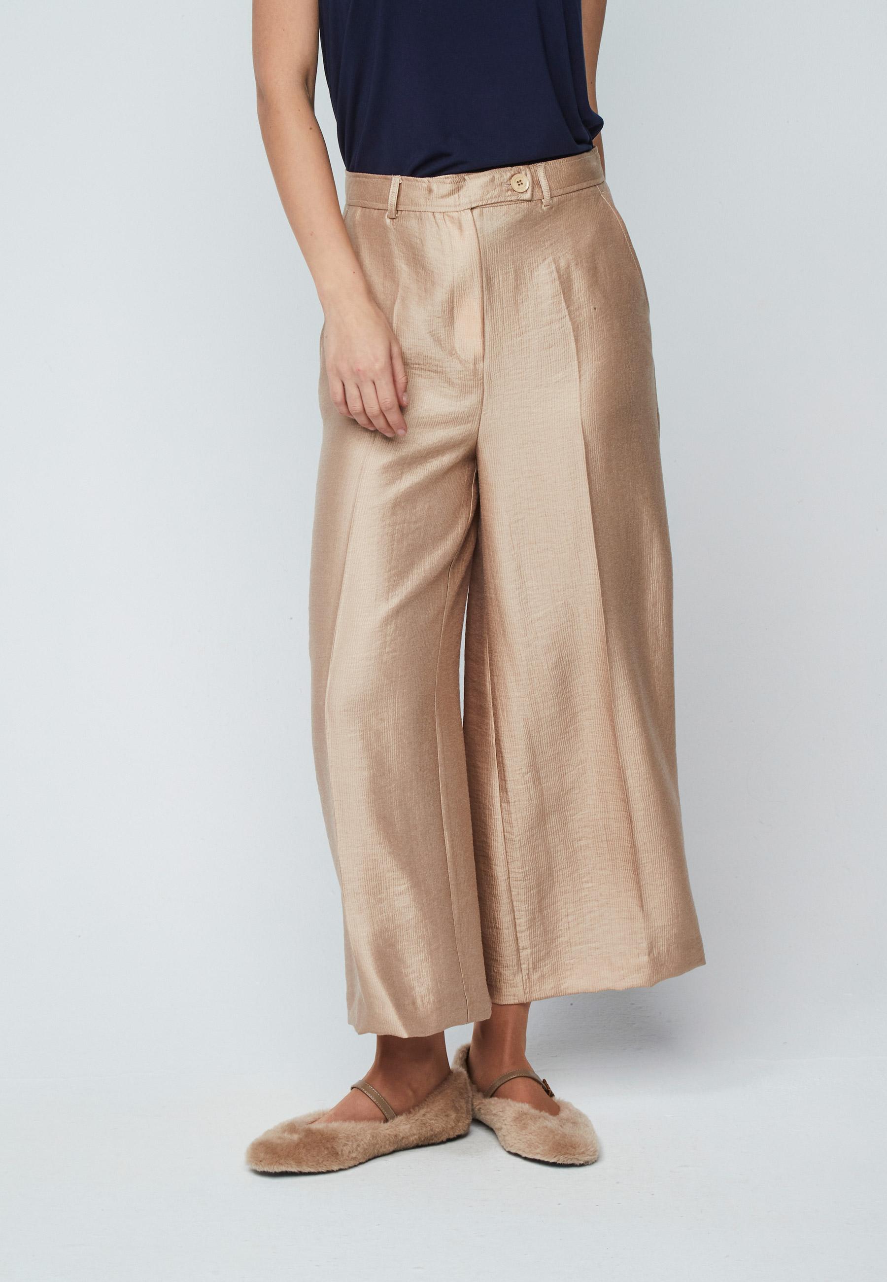 Rilia Trouser in Gold