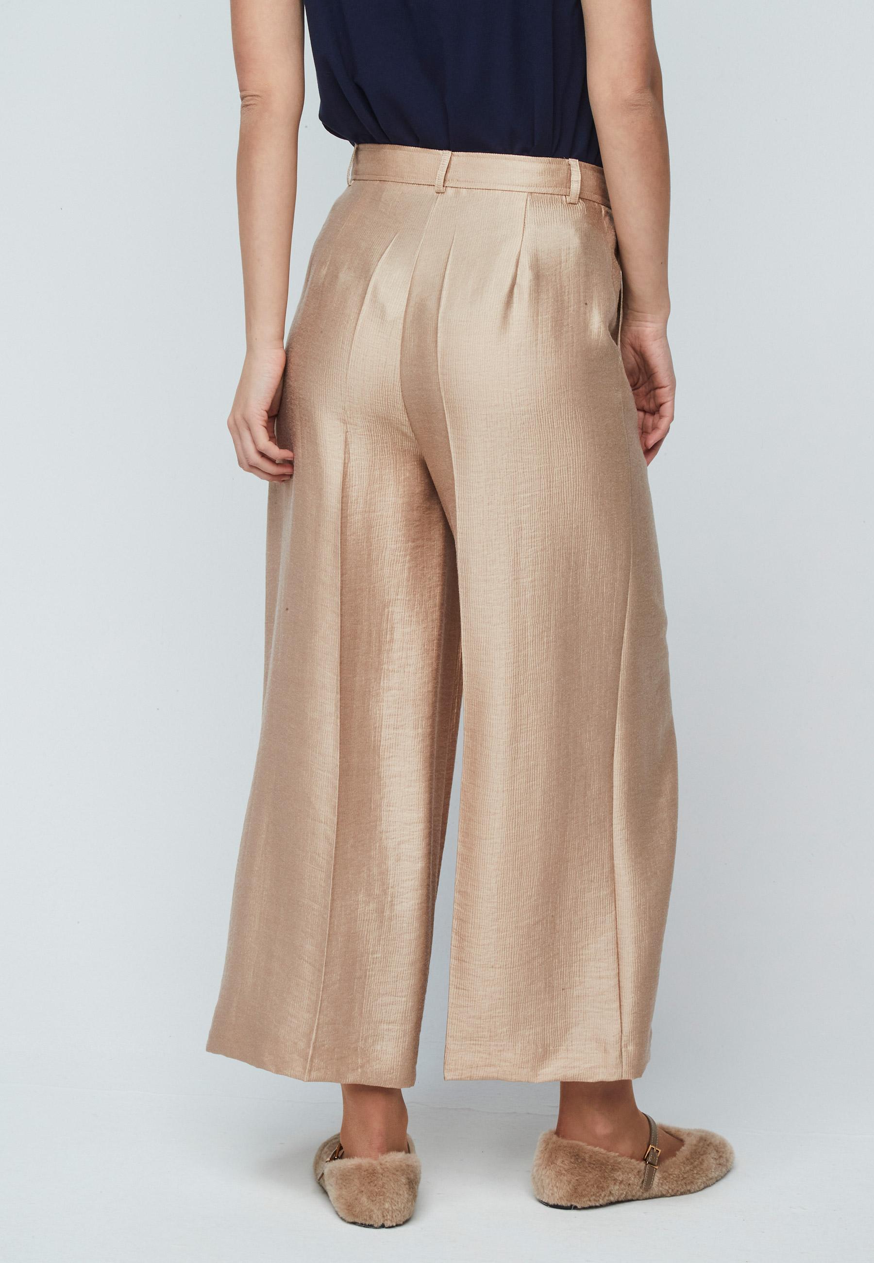 Rilia Trouser in Gold