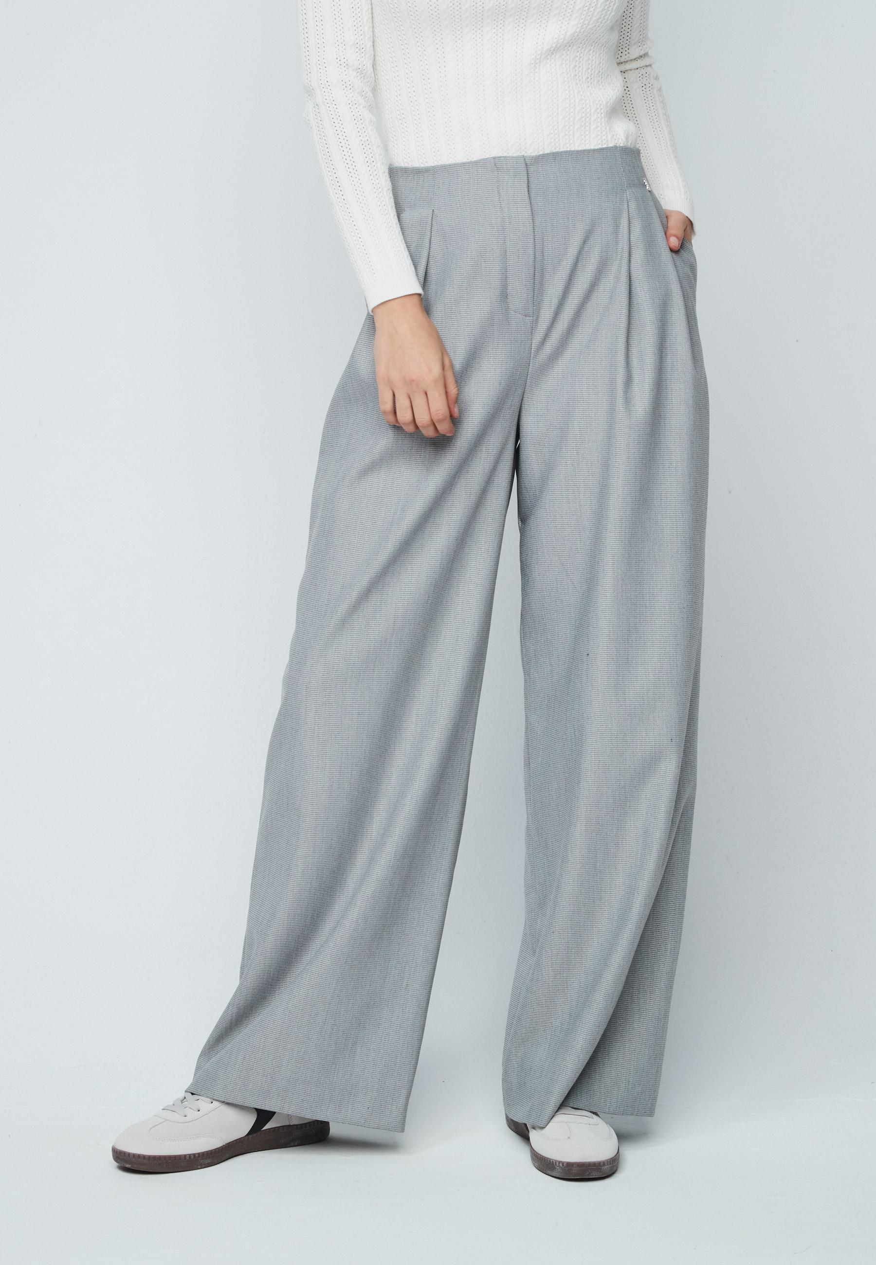 Risty Trouser in Grey