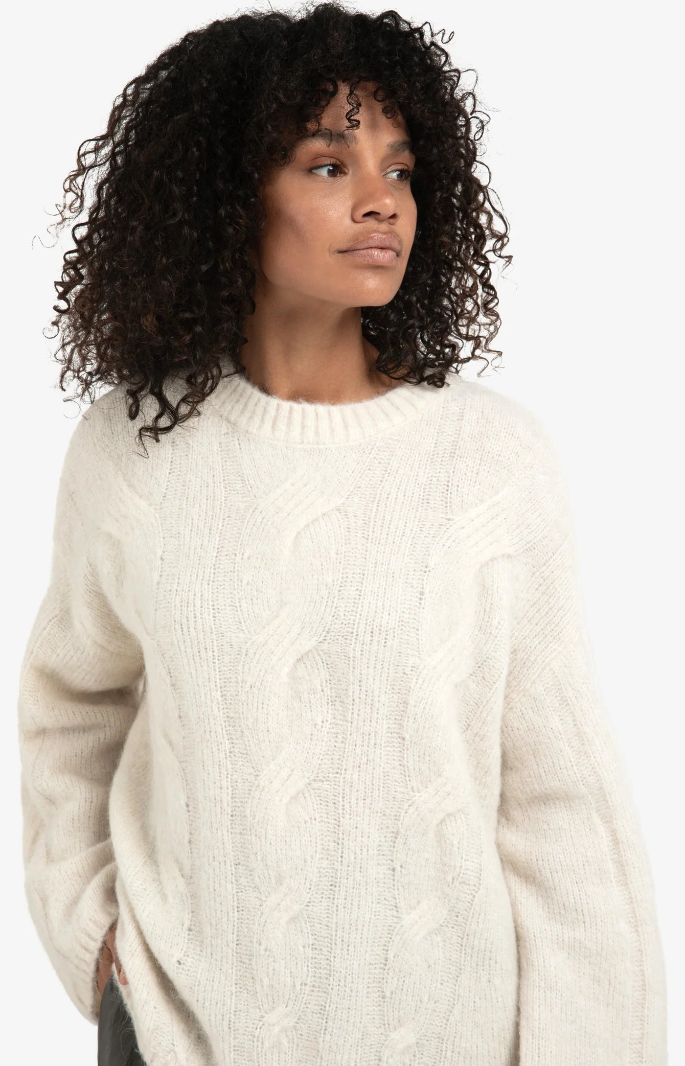 Round Neck Cable Sweater in Wool White