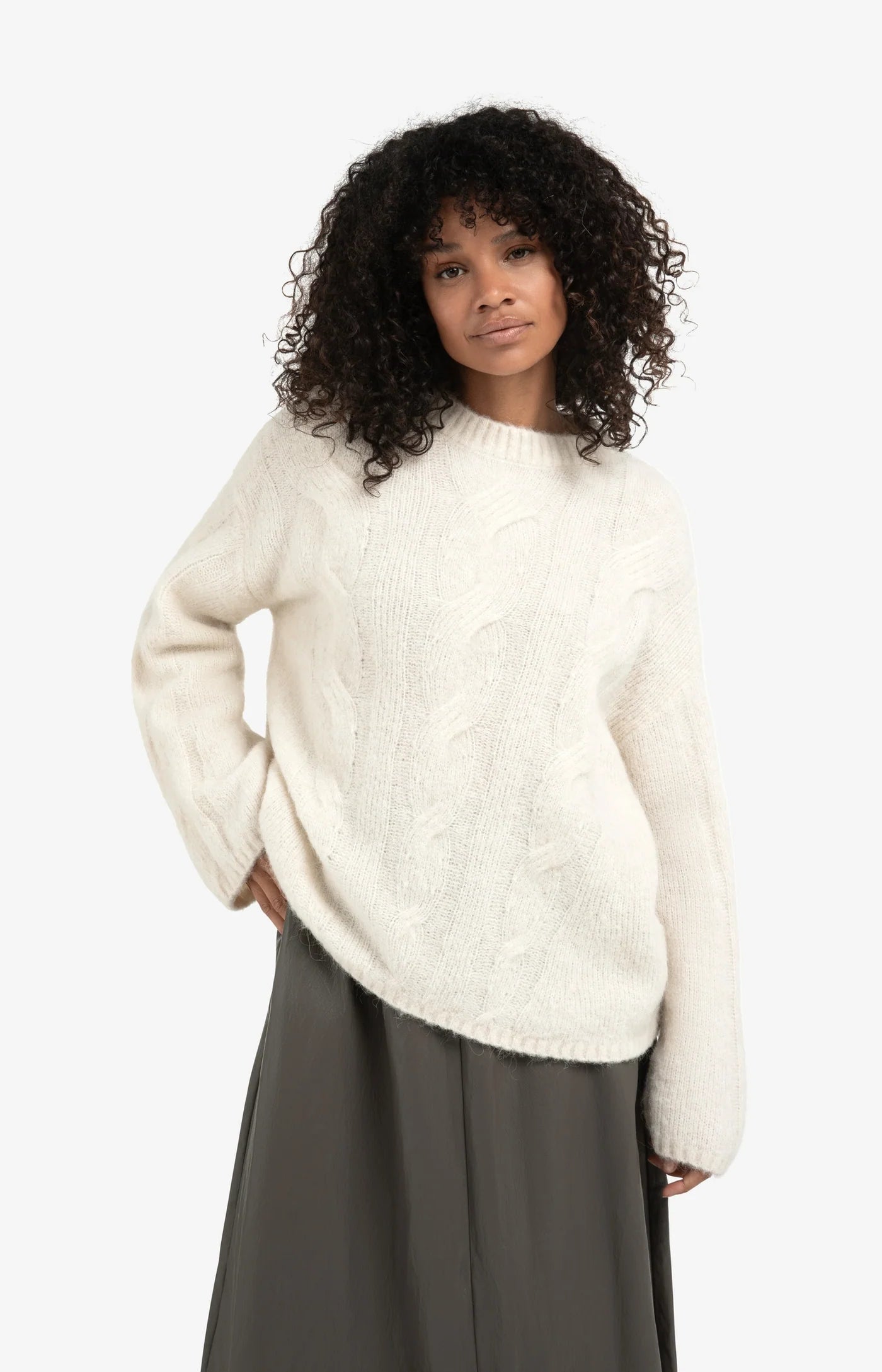 Round Neck Cable Sweater in Wool White