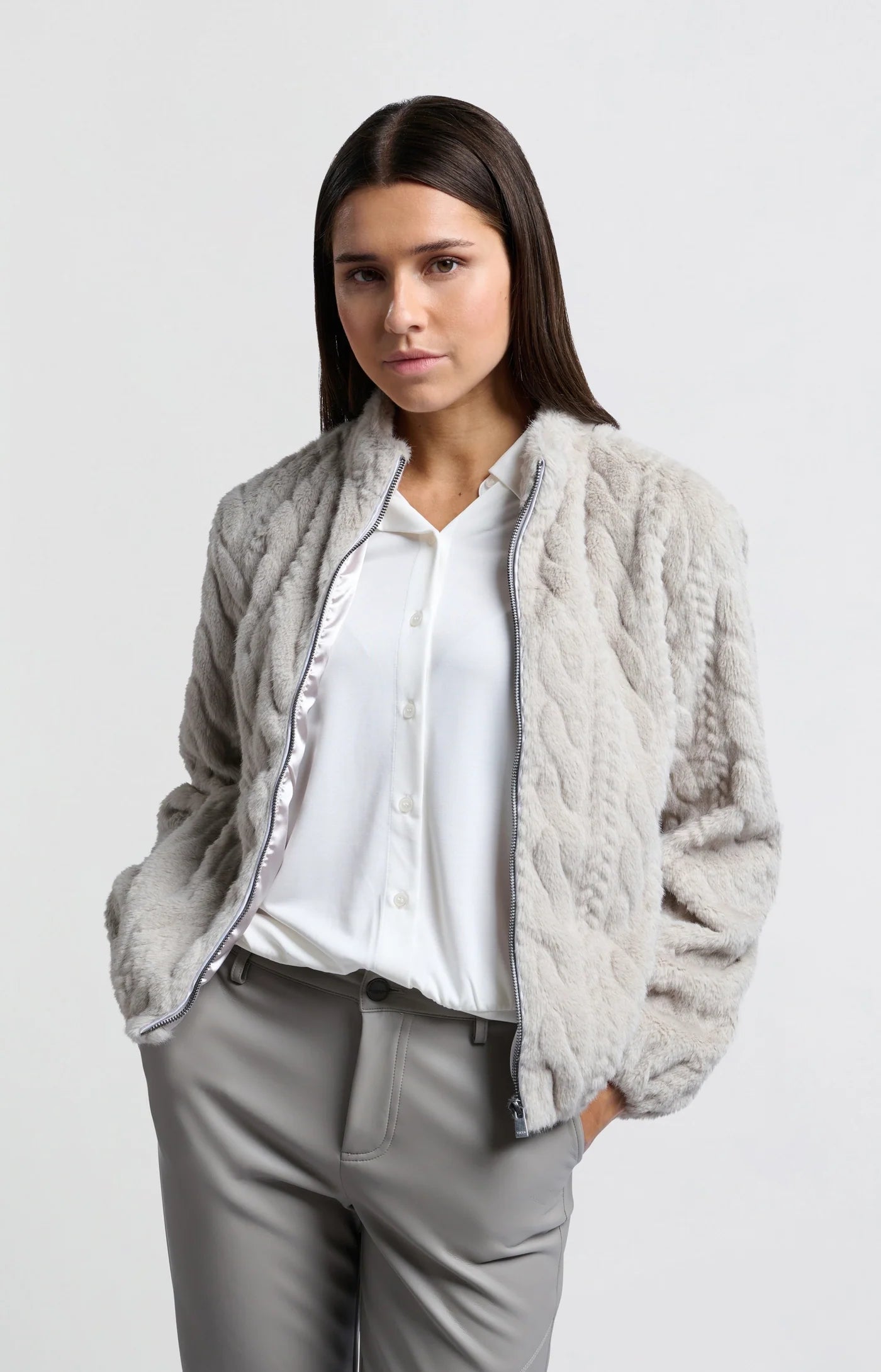 Soft Short Faux Fur Coat in Medium Grey