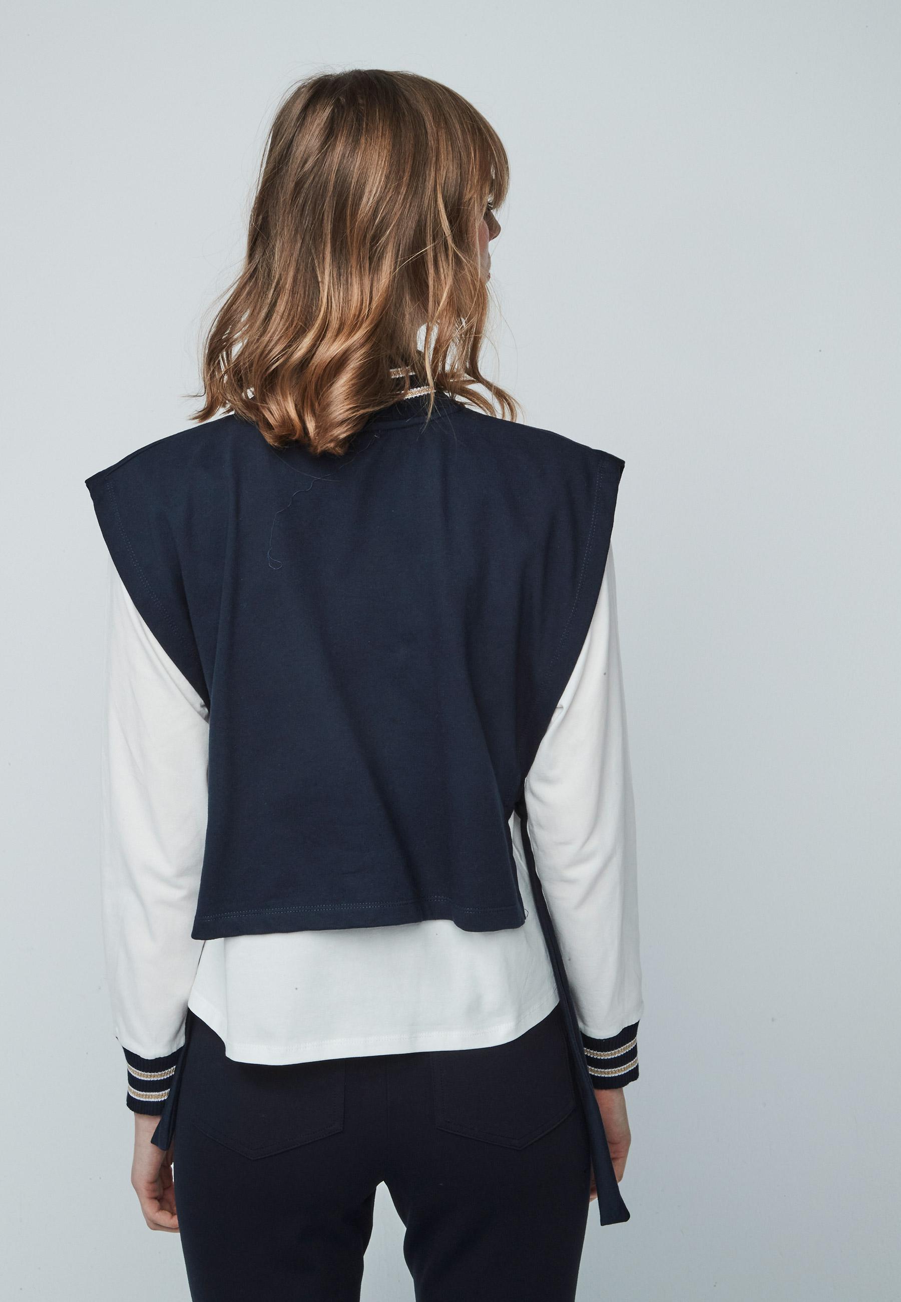 Becky Hoodie in Navy Blue