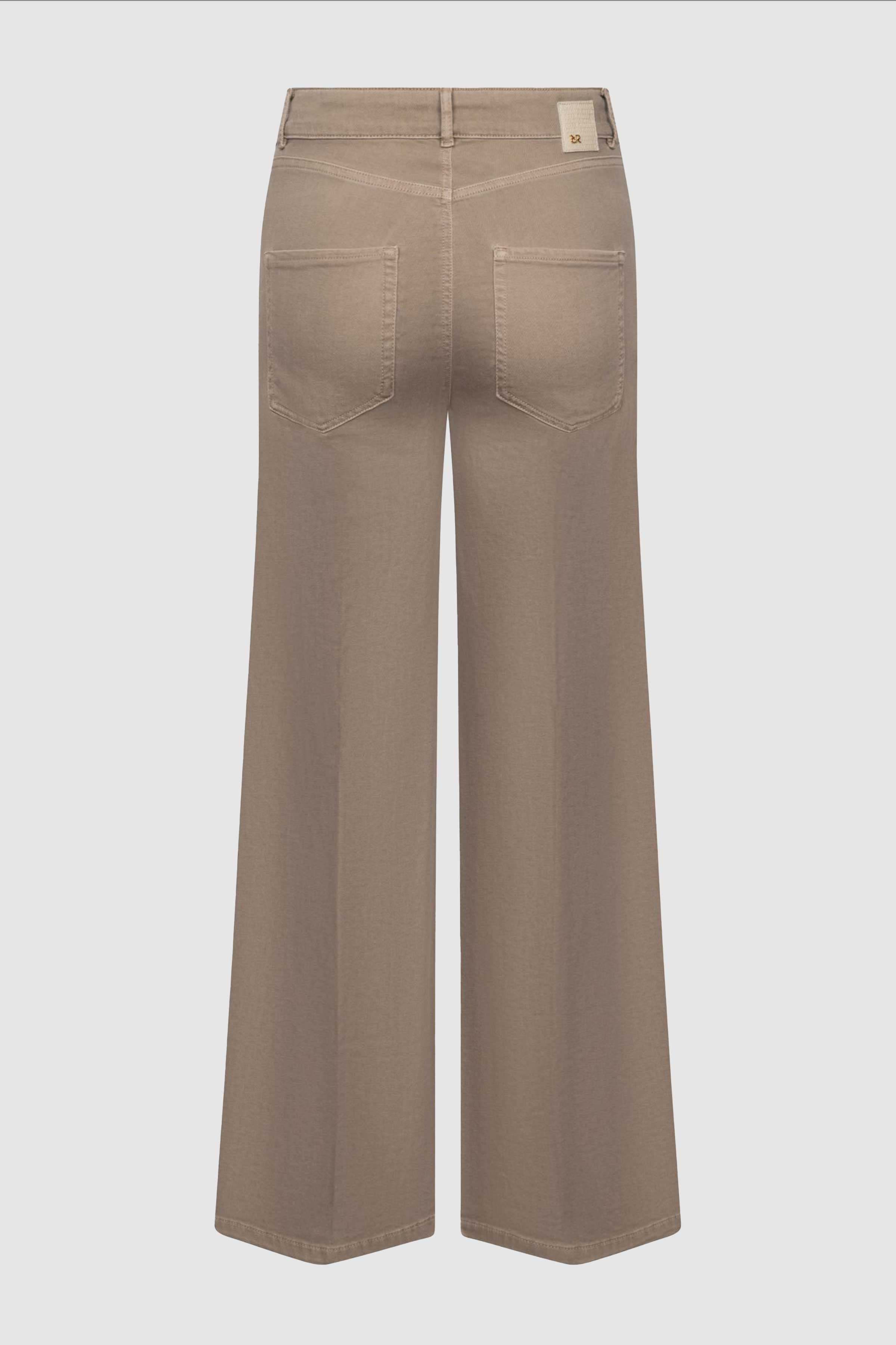 Sventy in Warm Taupe