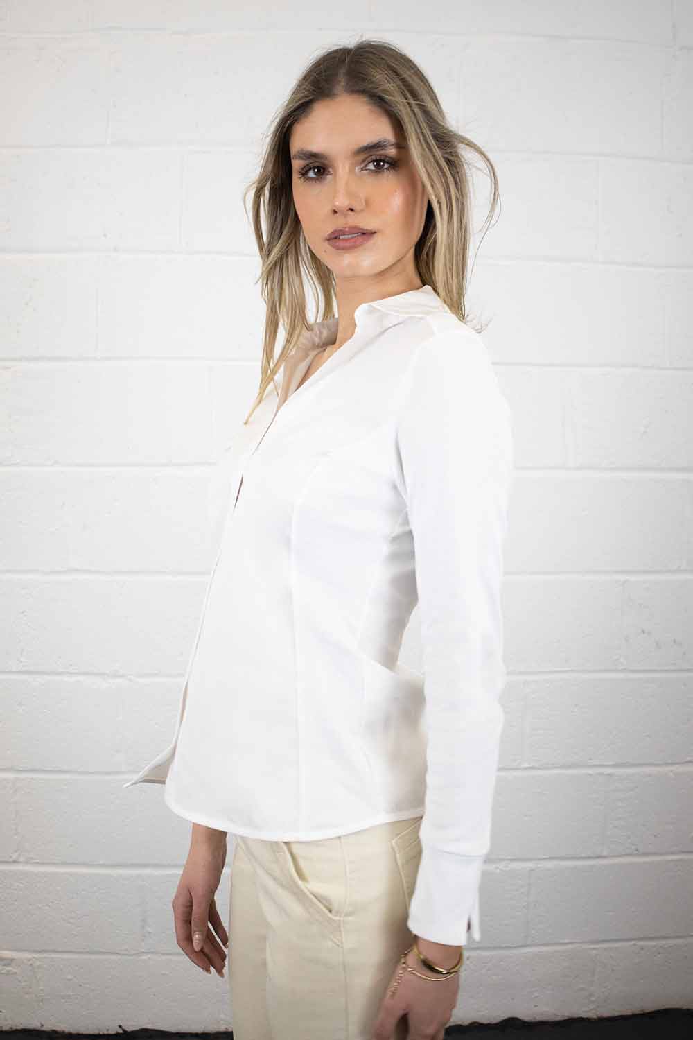 Una Shirt in White